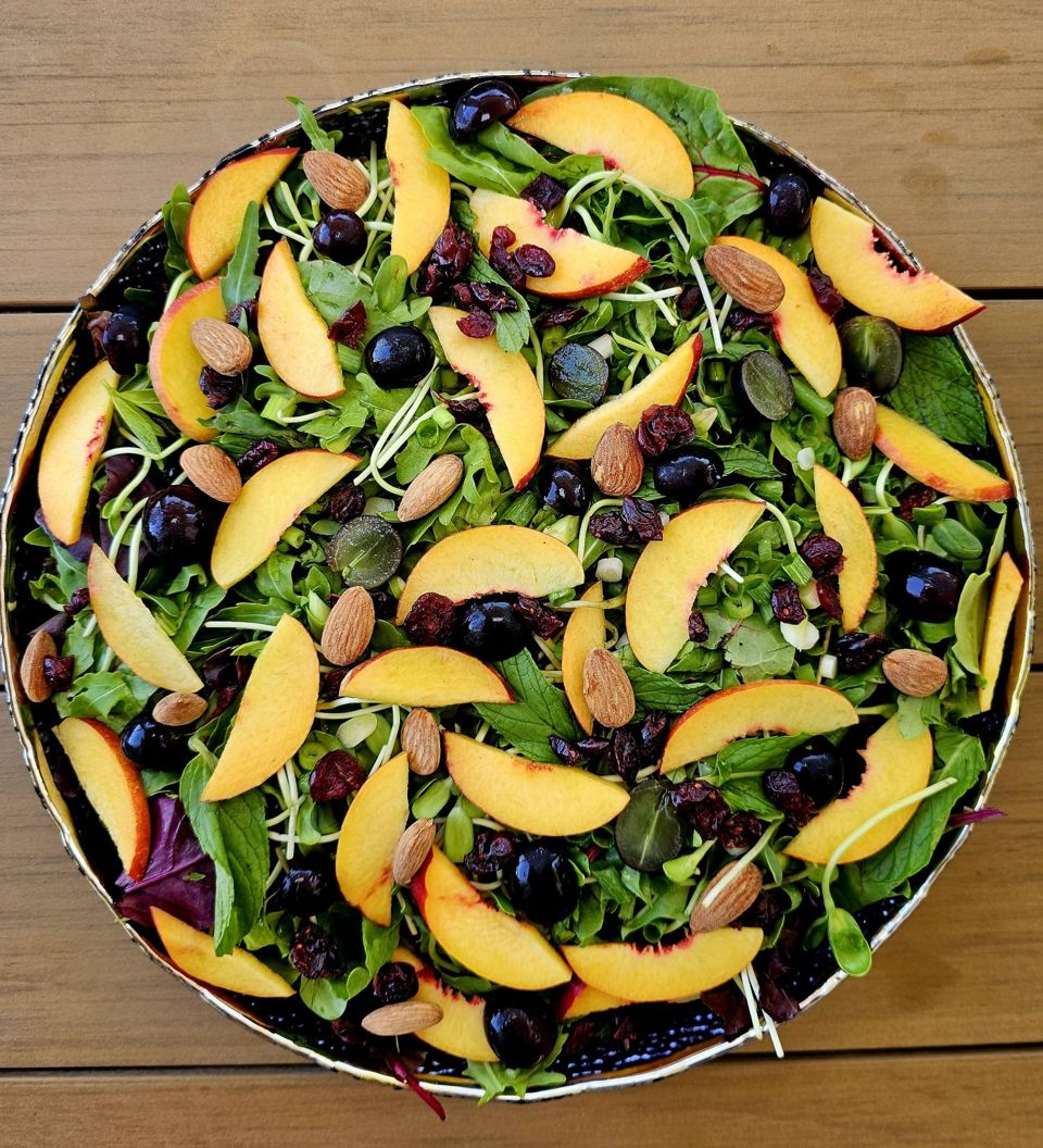 תמונה: סלט חסה קייצי