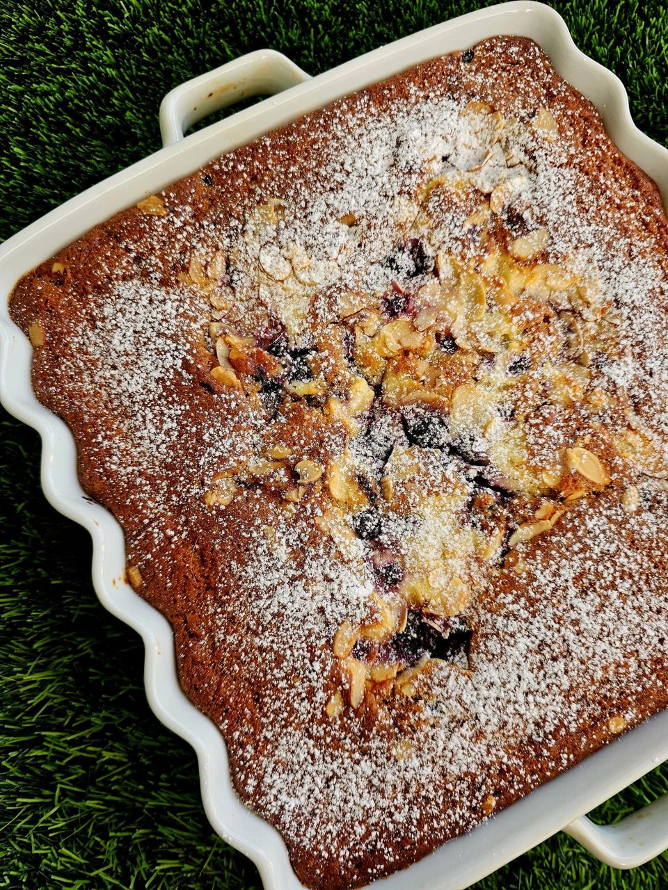 תמונה: עוגת פירות יער וגבינה בחושה